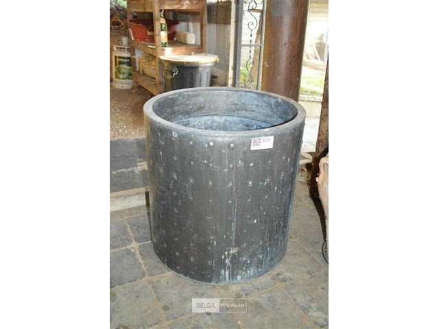 Terracotta en metalen bloempot - afbeelding 3 van  3