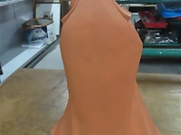 Terracotta mariabeeld, gesigneerd, 42cm - afbeelding 5 van  5
