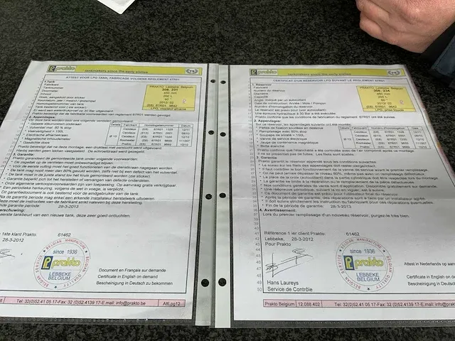 Terranis gedragen bok met gasflessen - afbeelding 5 van  5