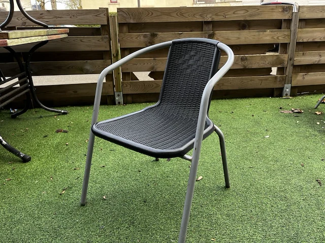 Terras tafels en stoelen - afbeelding 3 van  7