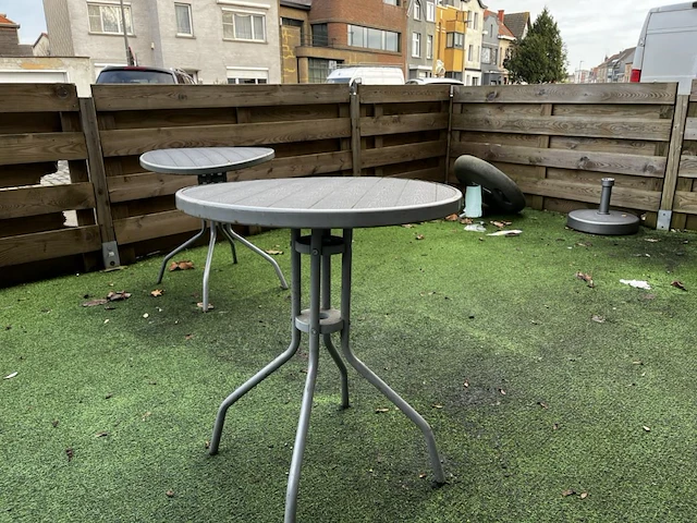 Terras tafels en stoelen - afbeelding 4 van  7