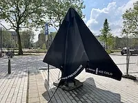 Terrasparasol coca cola met verlichting - afbeelding 1 van  4