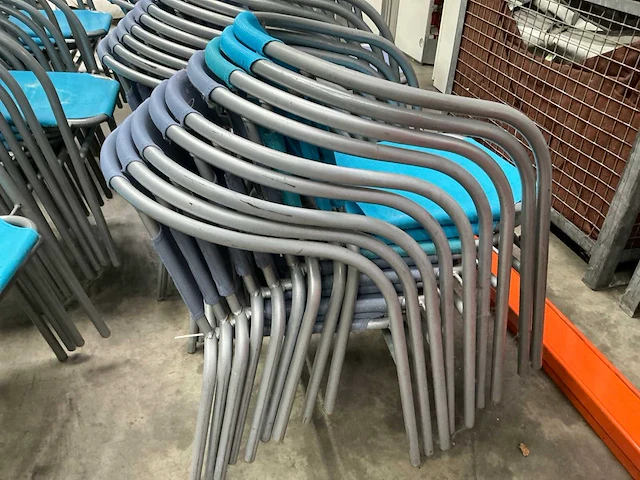 Terrasstoel + tafels (55x) - afbeelding 10 van  14