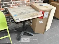 Terrastafel afm ± 70x70x75, kunstofblad, metalen onderstel - afbeelding 1 van  2