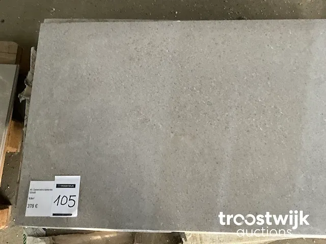 Terrastegel circa 10 m2. - afbeelding 1 van  2
