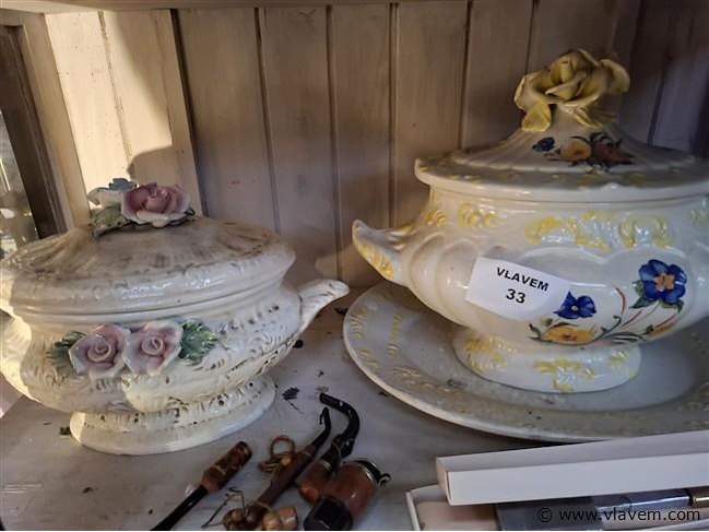 Div. goederen uit inboedels en falingen deel 1: wo. antiek, glaswerk, verzamelobjecten, gereedschap, elektro, kaders, vintage, deco. enz.