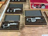 Tesa en nsk assortiment micrometers/ passometers uitwendig - afbeelding 7 van  8