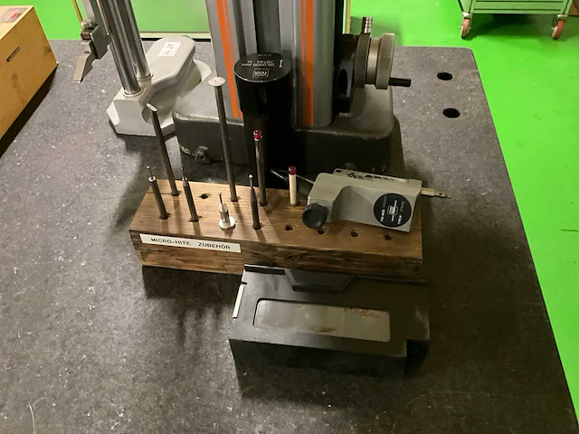 Tesa micro hite 900 pat pending digitaal meetapparatuur - afbeelding 7 van  8