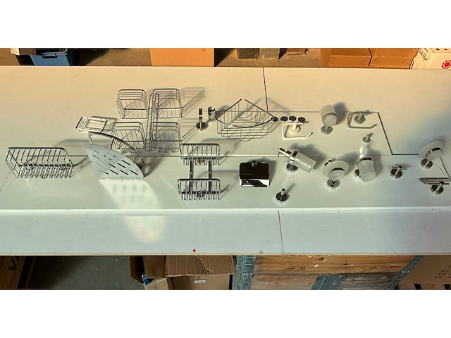 Tesa showmodellen diverse douche garnituren - afbeelding 1 van  9