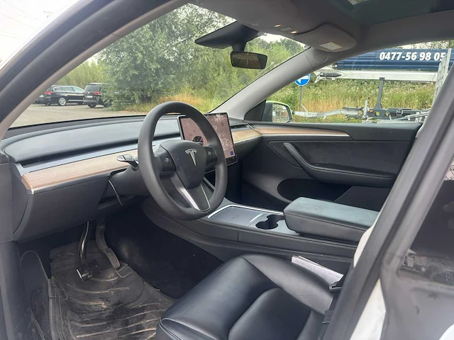 Tesla - 2023 - y - personenauto - afbeelding 3 van  20