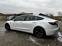 Tesla model 3, 2021 - afbeelding 44 van  46