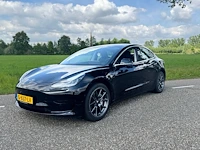 Tesla model 3 elektrisch (marge) - afbeelding 1 van  1