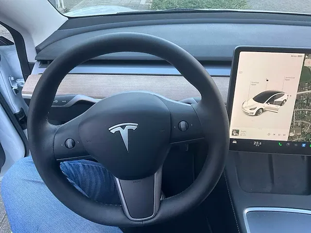 Tesla model 3 long range dual motor - 2023 - afbeelding 8 van  25