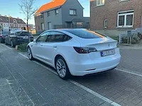 Tesla model 3 long range dual motor - 2023 - afbeelding 23 van  25