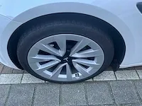 Tesla model 3 long range dual motor - 2023 - afbeelding 25 van  25