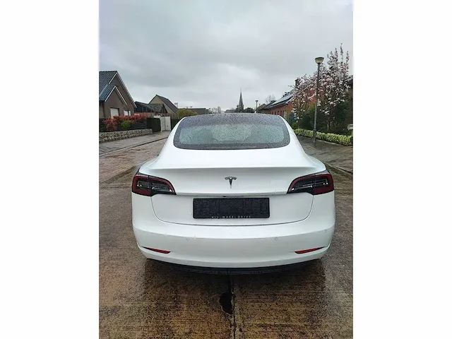 Tesla model 3 standard range plus - 2020 - afbeelding 2 van  38