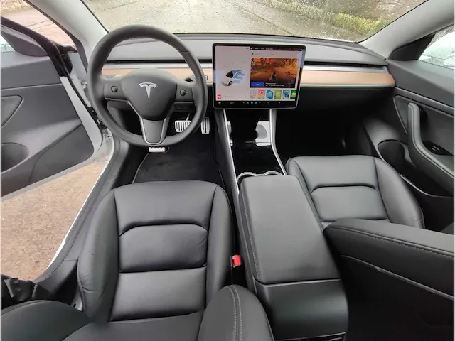 Tesla model 3 standard range plus - 2020 - afbeelding 7 van  38