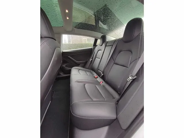 Tesla model 3 standard range plus - 2020 - afbeelding 11 van  38
