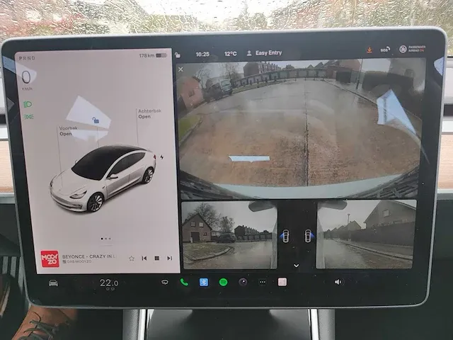 Tesla model 3 standard range plus - 2020 - afbeelding 16 van  38
