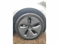Tesla model 3 standard range plus - 2020 - afbeelding 26 van  38