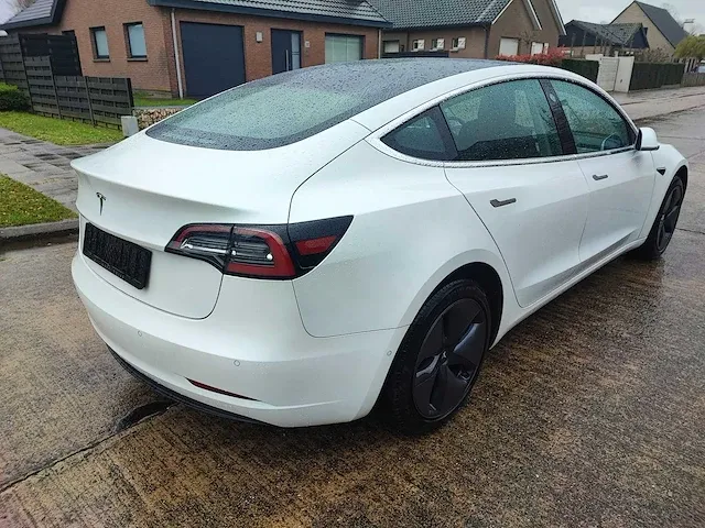 Tesla model 3 standard range plus - 2020 - afbeelding 36 van  38