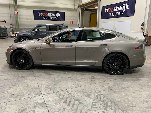 Tesla model s 70d personenauto - afbeelding 19 van  20