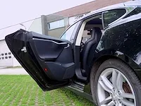 Tesla model s _ 85 - afbeelding 26 van  48