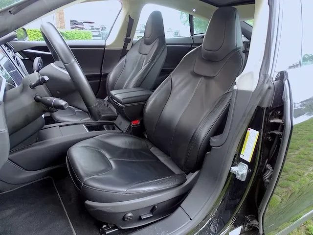 Tesla model s _ 85 - afbeelding 30 van  48