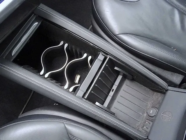 Tesla model s _ 85 - afbeelding 32 van  48
