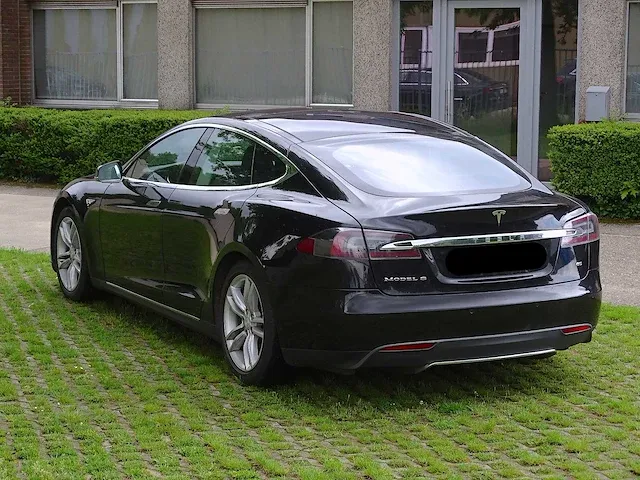 Tesla model s _ 85 - afbeelding 23 van  48