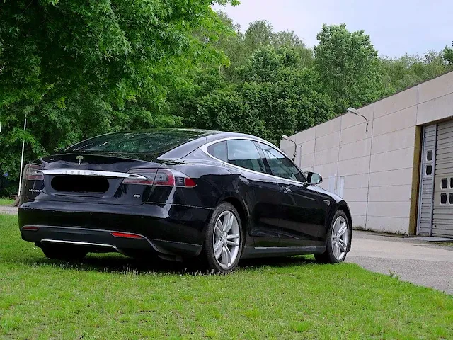 Tesla model s _ 85 - afbeelding 34 van  48