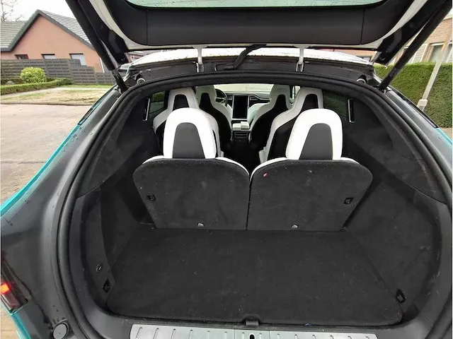 Tesla model x 100d - free superchargen - 2017 - afbeelding 17 van  39