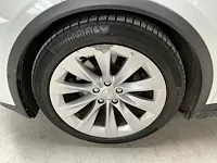 Tesla model x - afbeelding 15 van  42