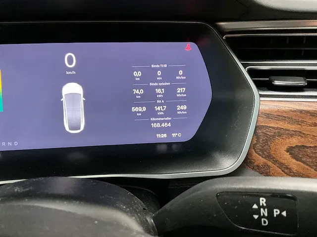Tesla model x - afbeelding 25 van  42