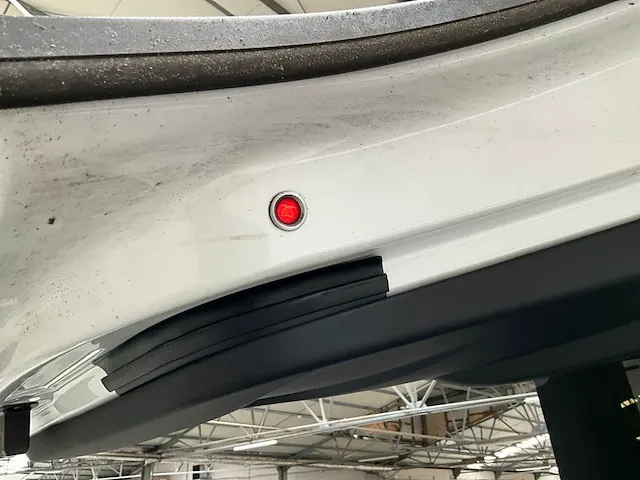 Tesla model x - afbeelding 35 van  42