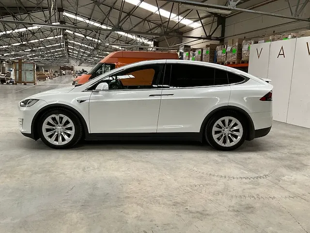 Tesla model x - afbeelding 3 van  42