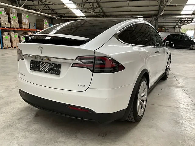 Tesla model x - afbeelding 6 van  42
