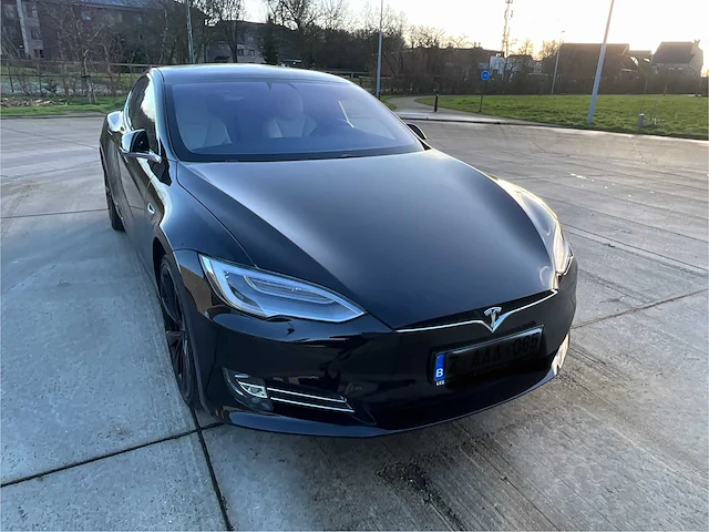 Tesla s, 2019 - afbeelding 21 van  23