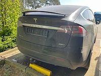 Tesla x personenauto - afbeelding 6 van  10