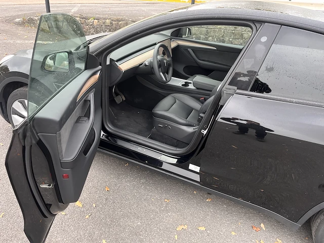 Tesla y - xp7ygcek5rb395476 - 2024 - afbeelding 6 van  22