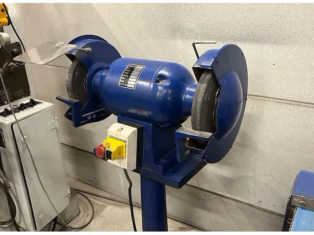 Tgp-12 dubbelsteens slijpmachine - afbeelding 1 van  7