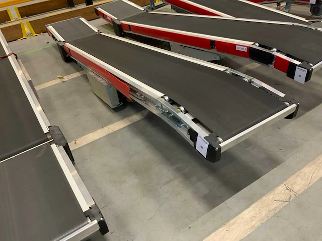 Tgw gf belt conveyor z tweedelig transportband - afbeelding 1 van  4