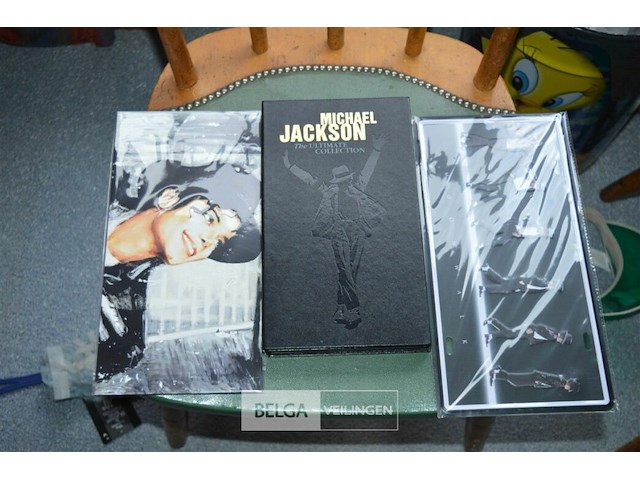 The ultime collection of michael jackson + 2 kaders - afbeelding 1 van  3