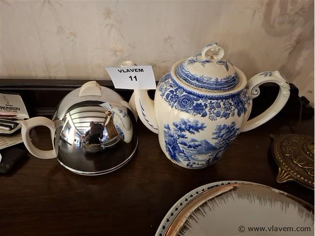 Theepot - afbeelding 1 van  2