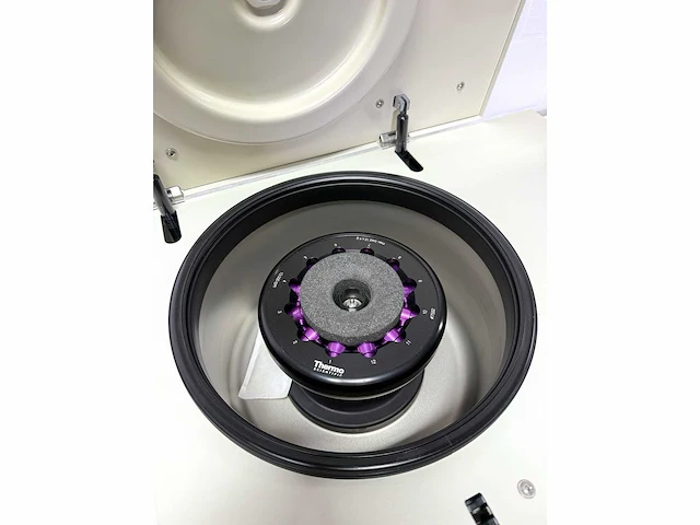 Thermo scientific - primo r - centrifuge - afbeelding 3 van  4