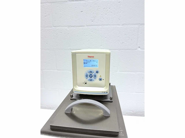 Thermo scientific - sc100/ haake a10 - waterbad - afbeelding 2 van  4