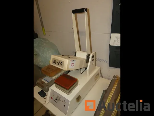 Thermopatch nl-2r patch textieldrukmachine - afbeelding 2 van  13