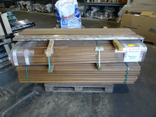 Thermowood ayous - afbeelding 1 van  4
