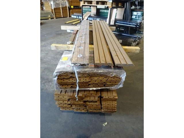 Thermowood ayous - afbeelding 2 van  4