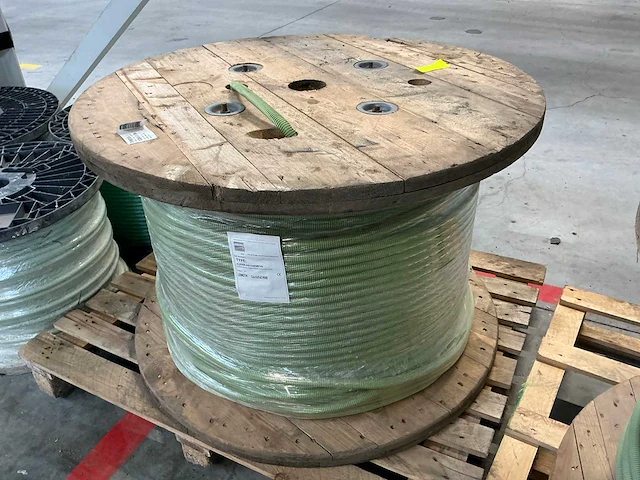 Thesla coax 9 eca 4x2x0,80 tv kabel - afbeelding 2 van  4